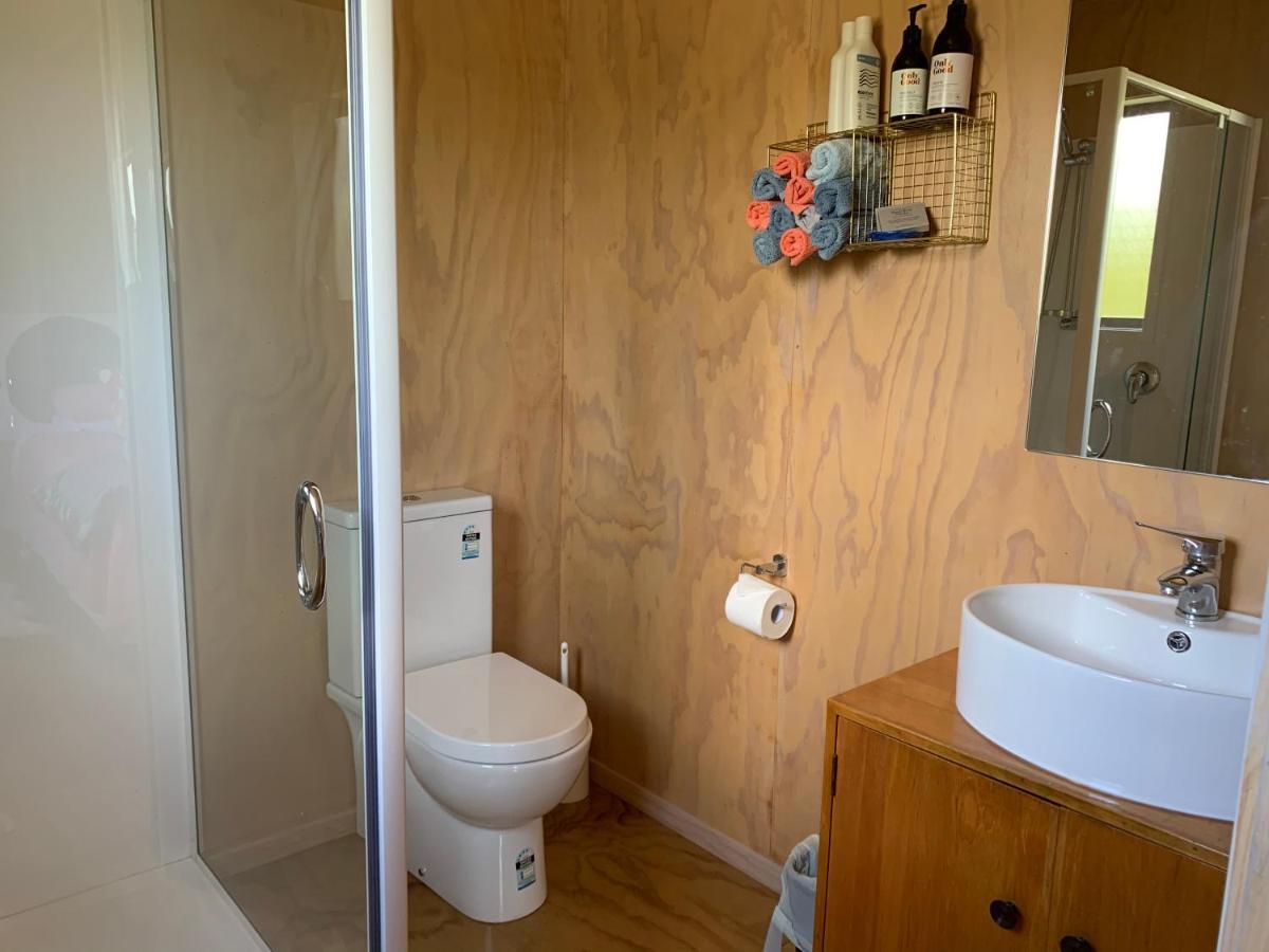 Fallow Hut Masterton Esterno foto